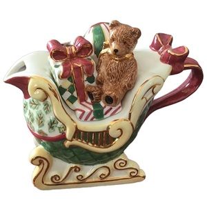 Charter Club Vintage 1998 Garland Christmas Holiday Sleigh teddybear Teapot